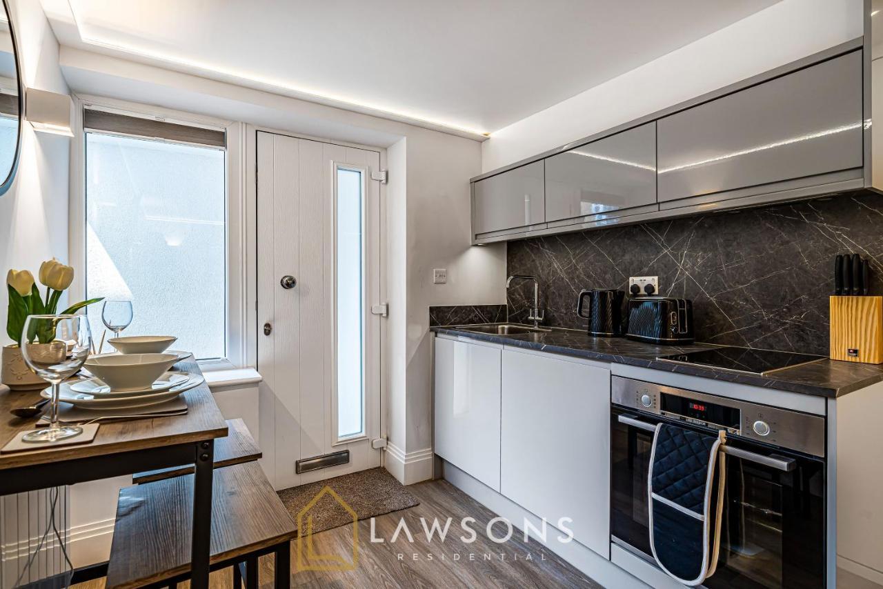 Cosy Living By Lawsons Apartment วินด์เซอร์ ภายนอก รูปภาพ