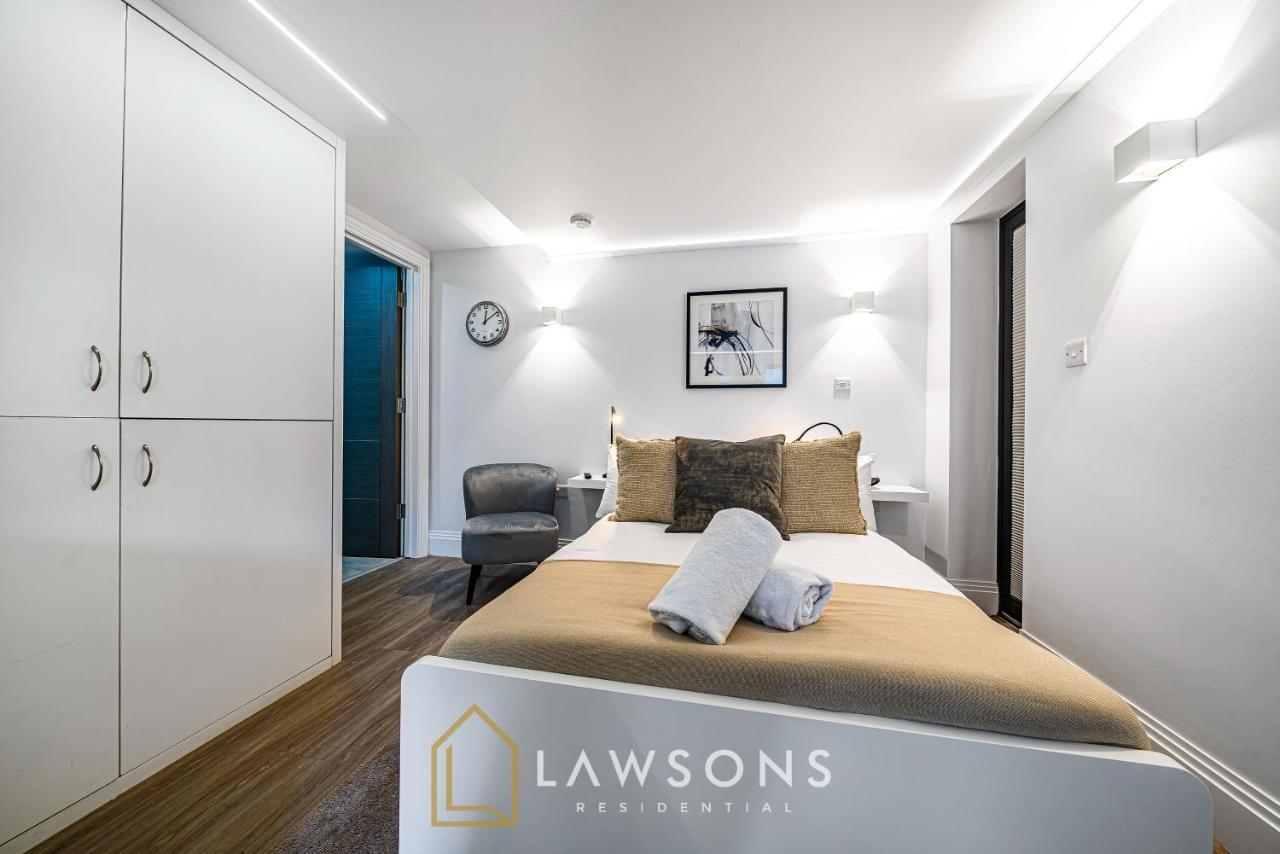 Cosy Living By Lawsons Apartment วินด์เซอร์ ภายนอก รูปภาพ